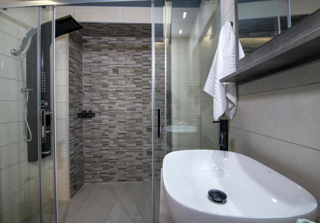 Rena'S Luxury Apartment With Free Private Parking Chania  Екстер'єр фото